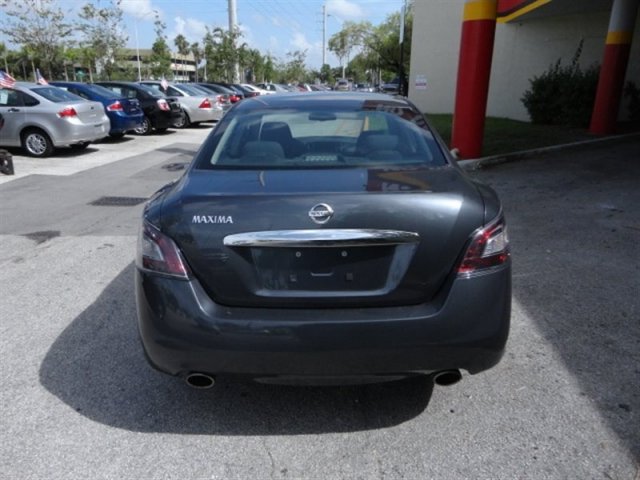 Nissan Maxima 2012 photo 5