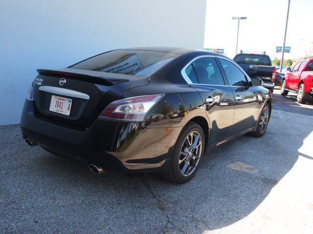 Nissan Maxima 2012 photo 2