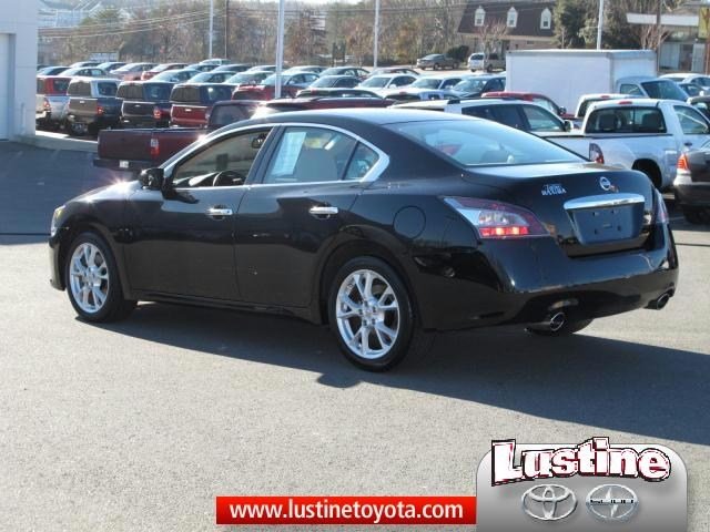 Nissan Maxima 2012 photo 5