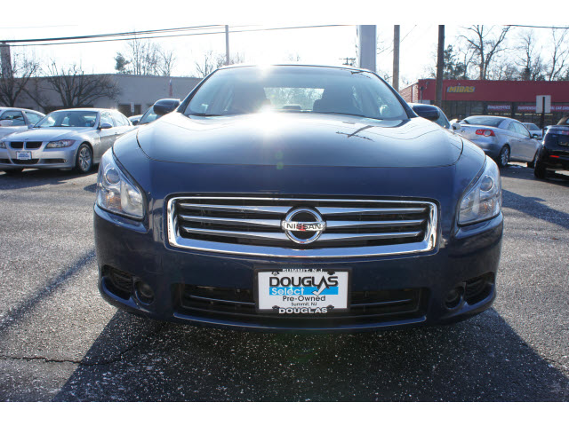 Nissan Maxima 2012 photo 2