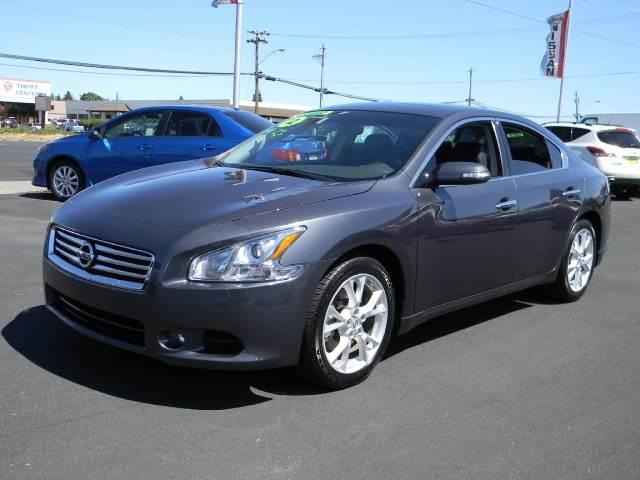 Nissan Maxima 2012 photo 3