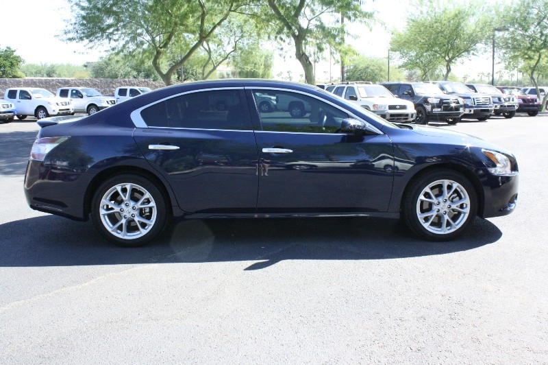 Nissan Maxima 2012 photo 3