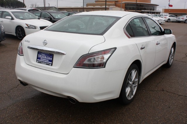 Nissan Maxima 2012 photo 4