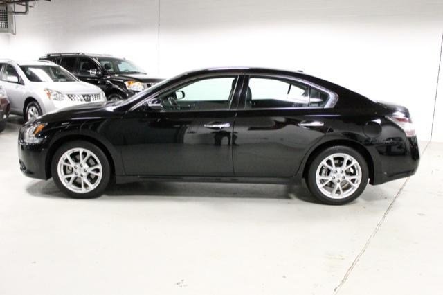 Nissan Maxima 2012 photo 2