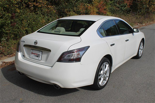 Nissan Maxima 2012 photo 2