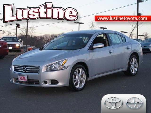 Nissan Maxima Supercab 139 XLT 4WD Unspecified