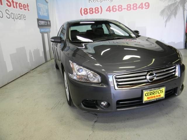 Nissan Maxima 2012 photo 2