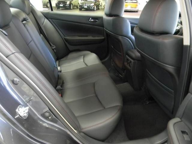 Nissan Maxima 2012 photo 5