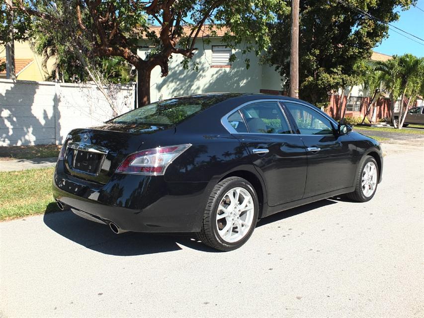 Nissan Maxima 2012 photo 4
