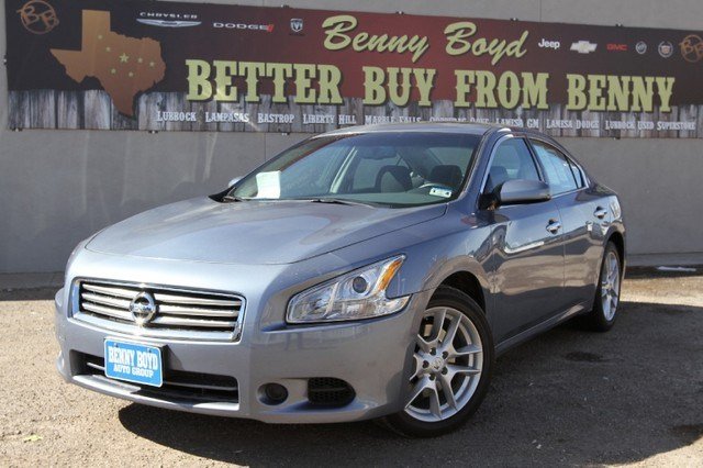 Nissan Maxima Regular Cab 4-wheel Drive Work Truck Unspecified