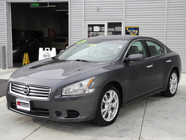 Nissan Maxima 2012 photo 2