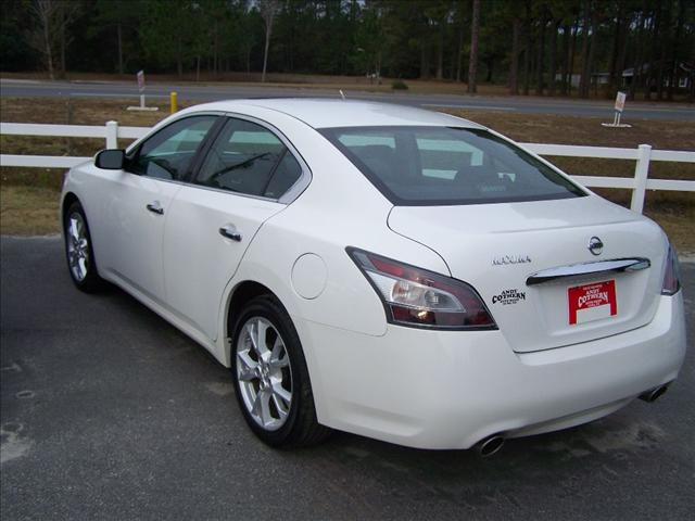 Nissan Maxima 2012 photo 2