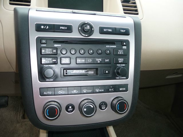 Nissan Murano 2003 photo 25