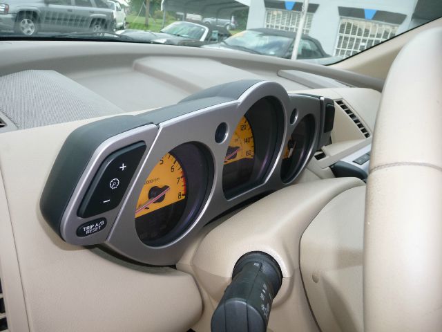 Nissan Murano 2003 photo 27