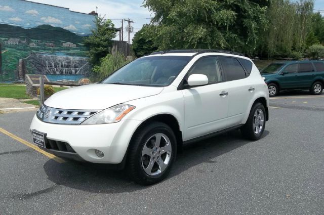 Nissan Murano Quattro SUV