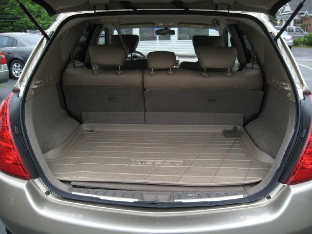 Nissan Murano Lariat Crew Cab 4WD DRW SUV