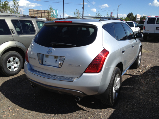 Nissan Murano SE SUV