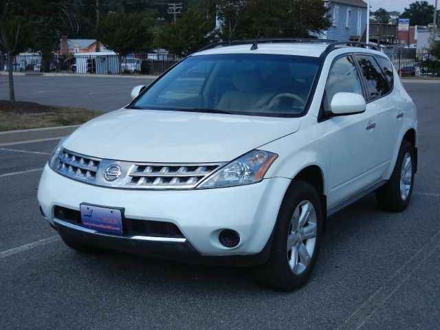 Nissan Murano Quattro SUV
