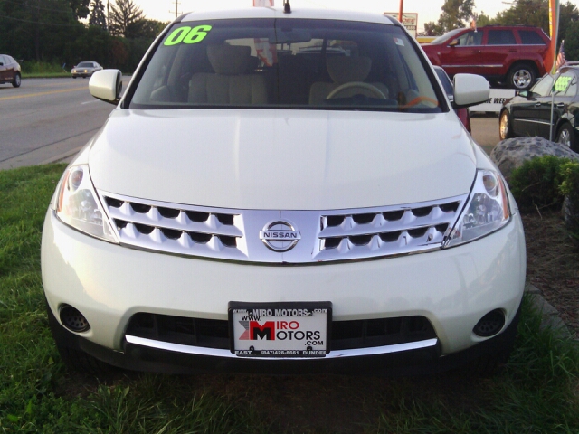 Nissan Murano Lariat Crew Cab 4WD DRW SUV