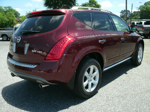 Nissan Murano Quattro SUV