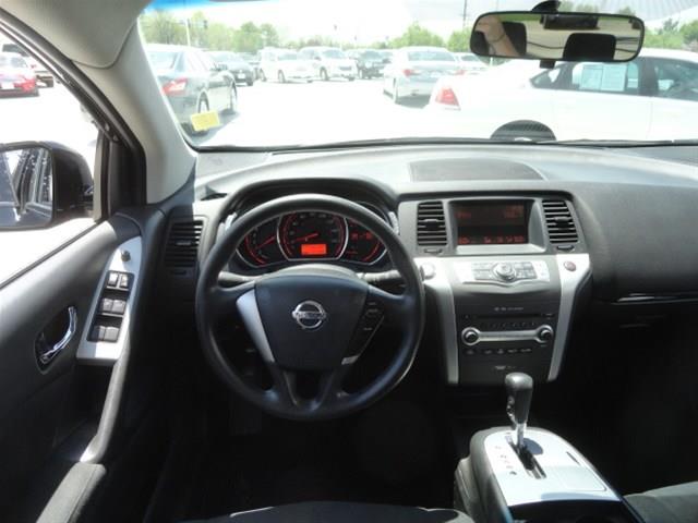 Nissan Murano XR SUV