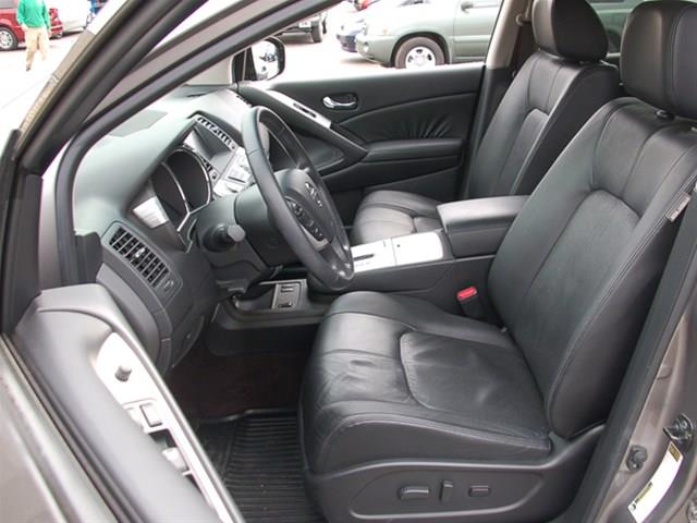 Nissan Murano 2010 photo 17
