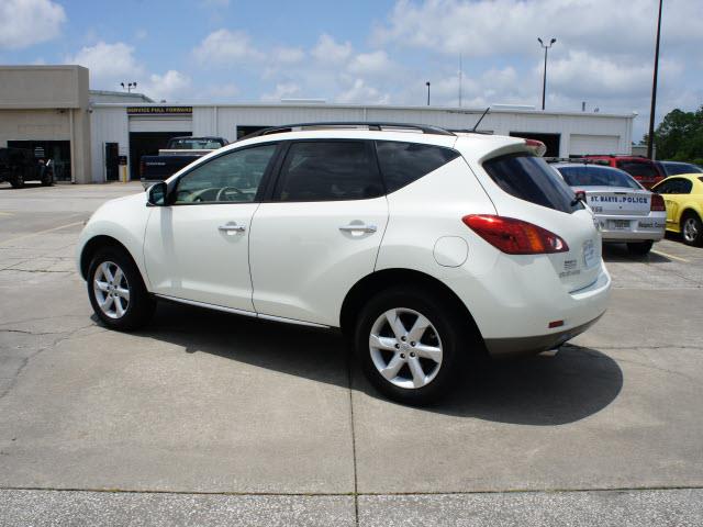 Nissan Murano 2010 photo 3