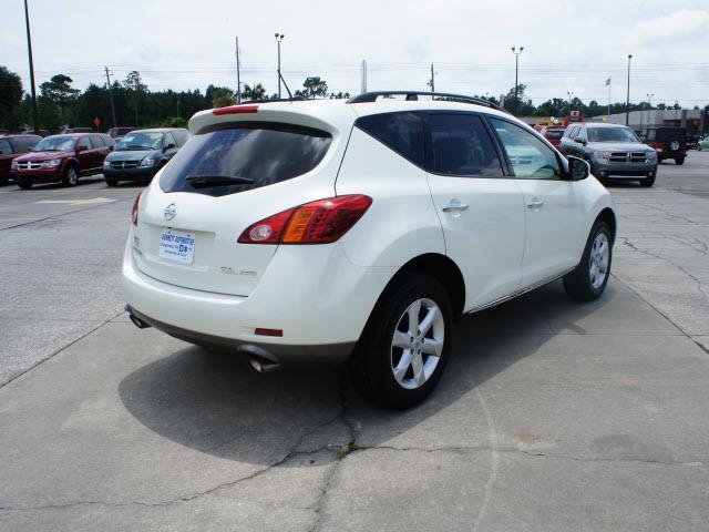 Nissan Murano 2010 photo 4