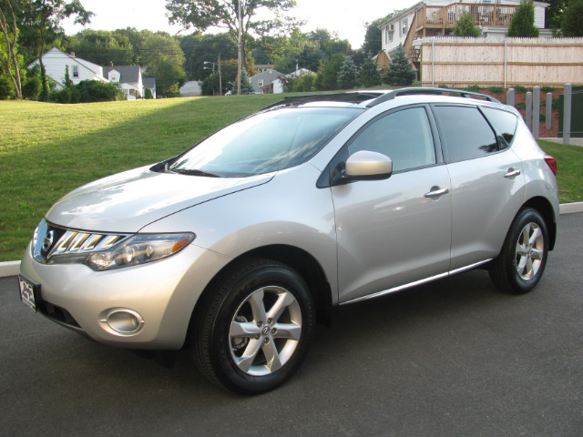 Nissan Murano 2010 photo 1