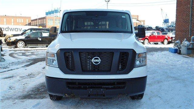 Nissan NV 2012 photo 1
