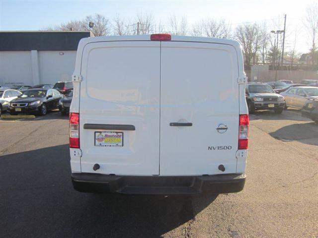 Nissan NV 2012 photo 4