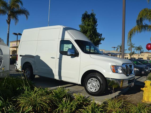 Nissan NV 2012 photo 3