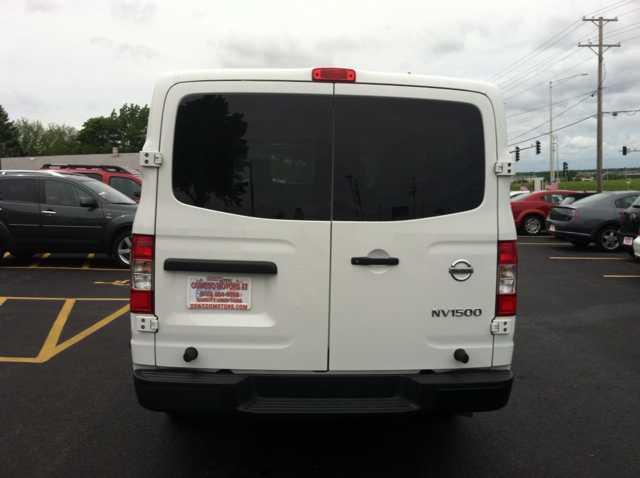 Nissan NV 2012 photo 12