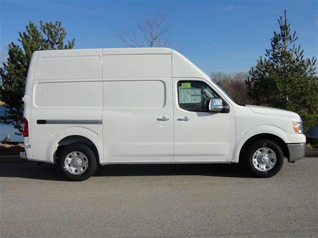 Nissan NV 2012 photo 3