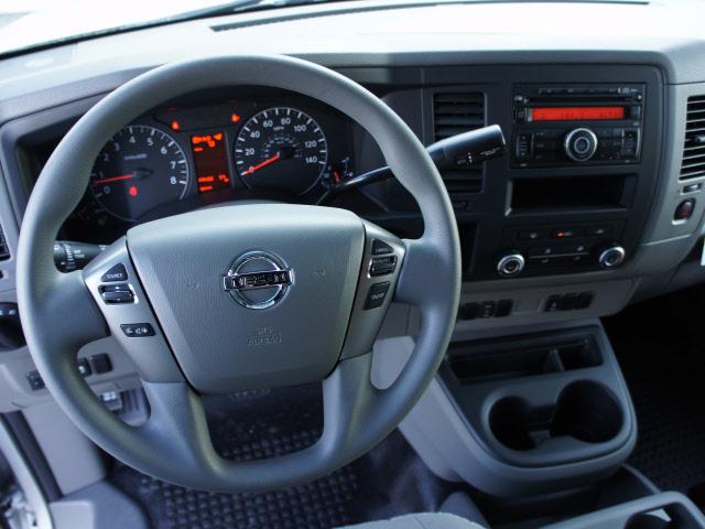 Nissan NV 2012 photo 5