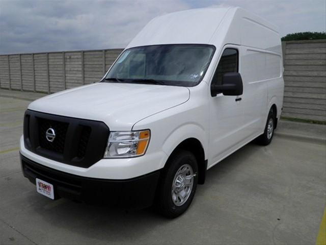 Nissan NV XR Passenger Van