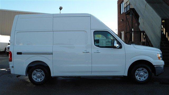 Nissan NV 2012 photo 4