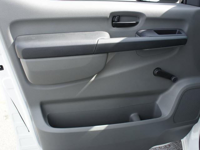 Nissan NV 2012 photo 4
