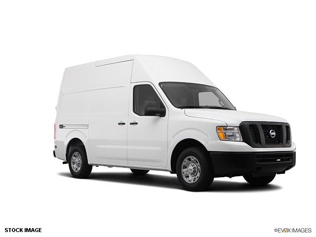 Nissan NV 2012 photo 2