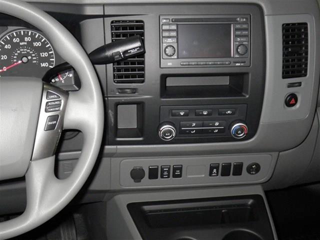 Nissan NV 2013 photo 22