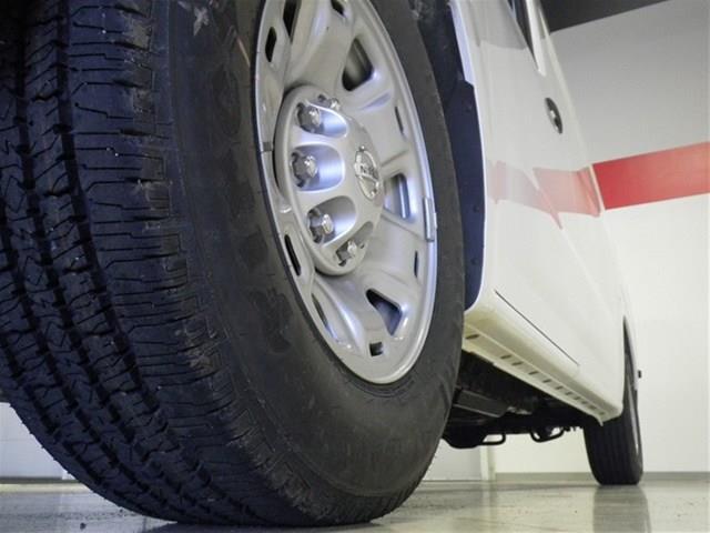 Nissan NV 2013 photo 47