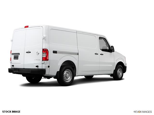 Nissan NV 2013 photo 3