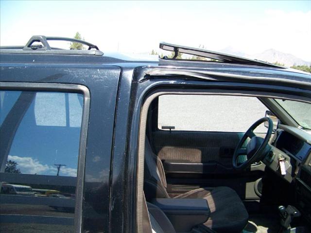 Nissan Pathfinder 1990 photo 3