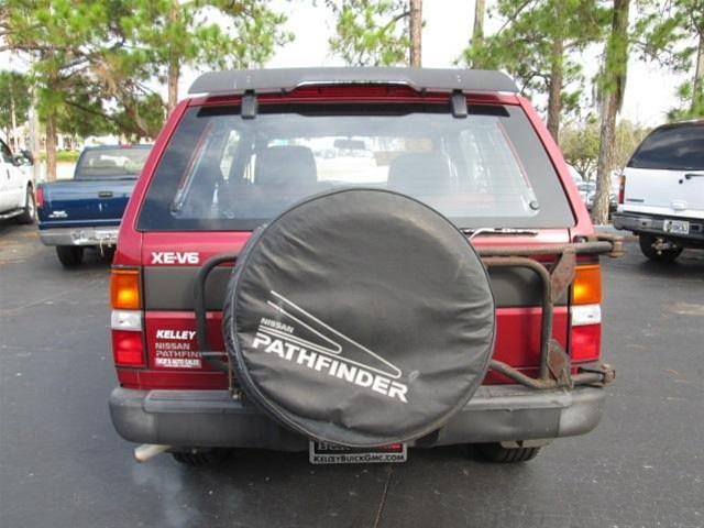 Nissan Pathfinder 1993 photo 4