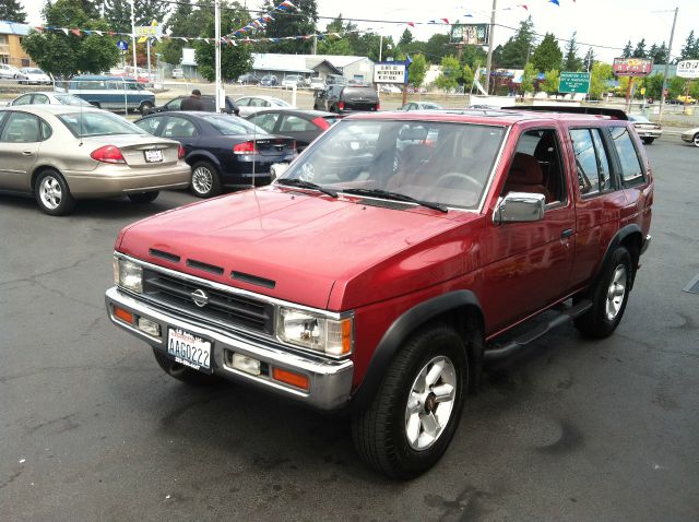 Nissan Pathfinder 1993 photo 4