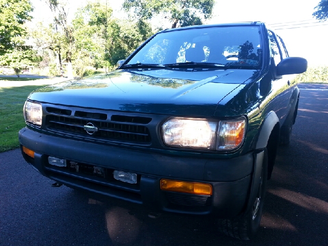 Nissan Pathfinder 1997 photo 4