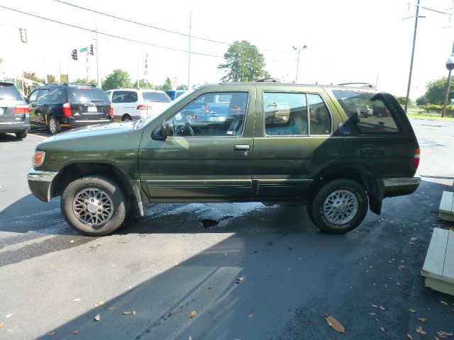 Nissan Pathfinder 1997 photo 4