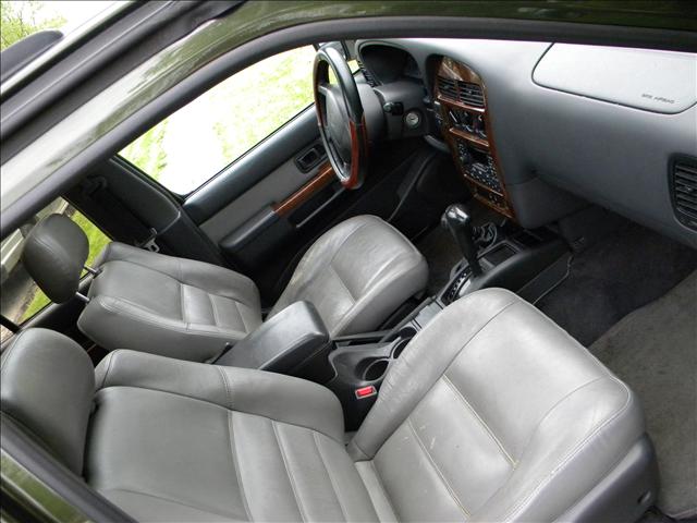 Nissan Pathfinder 1997 photo 5