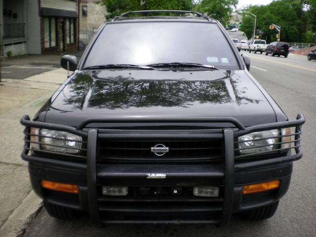 Nissan Pathfinder 1998 photo 16