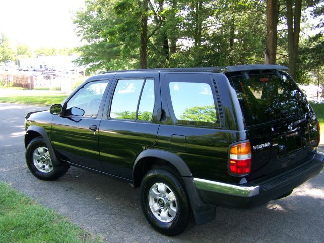 Nissan Pathfinder 1998 photo 4